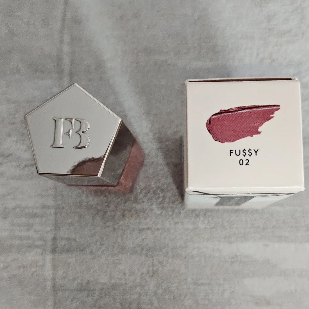 Fenty Beauty Gloss Bomb Fussy 02 Mini NEW